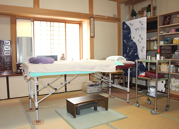 いさか鍼灸治療院の内観画像(千葉市の鍼灸院コラムのおすすめ画像)