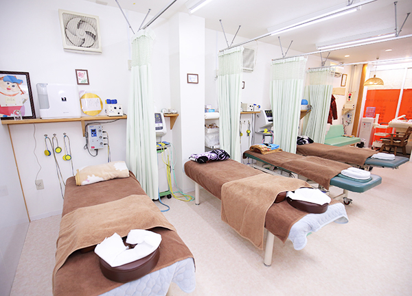 げんき鍼灸整骨院の内観画像(大阪市の整体コラムのおすすめ画像)