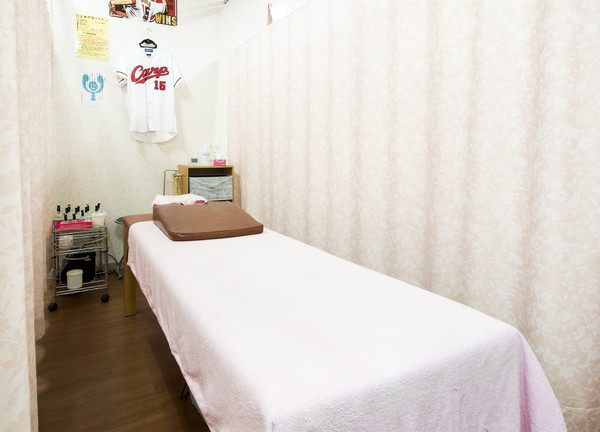勇気鍼灸整骨院の内観画像(広島市の鍼灸院コラムのおすすめ画像)