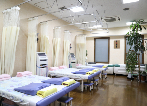 とみひさ鍼灸整骨院の内観画像(兵庫県の整体コラムのおすすめ画像)