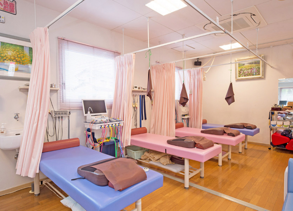 なかの鍼灸整骨院の内観画像(北九州市の整骨院コラムのおすすめ画像)