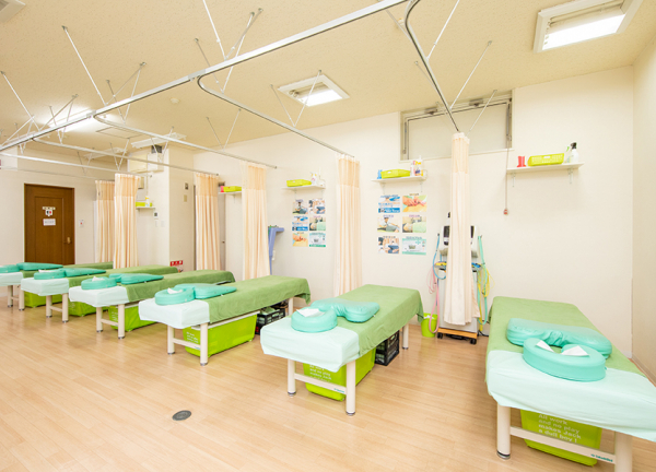 いいな鍼灸整骨院の施術室の風景画像(滋賀県の整体コラムのおすすめ画像)