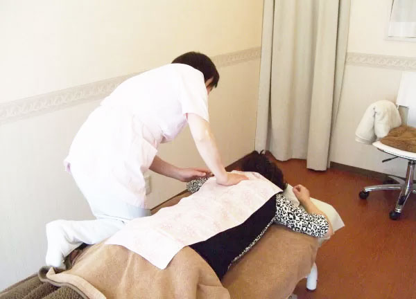 治療院　癒香　yu‐kaの施術風景画像(滋賀県の鍼灸院コラムのおすすめ画像)