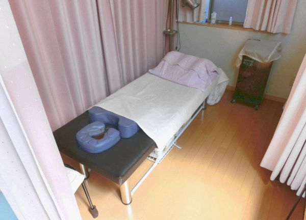 本郷鍼灸治療院の内観画像(栃木県の整体コラムのおすすめ画像)